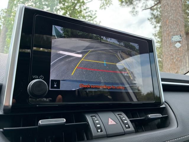 Used 2024 Toyota RAV4 XLE Premium FWD image 31