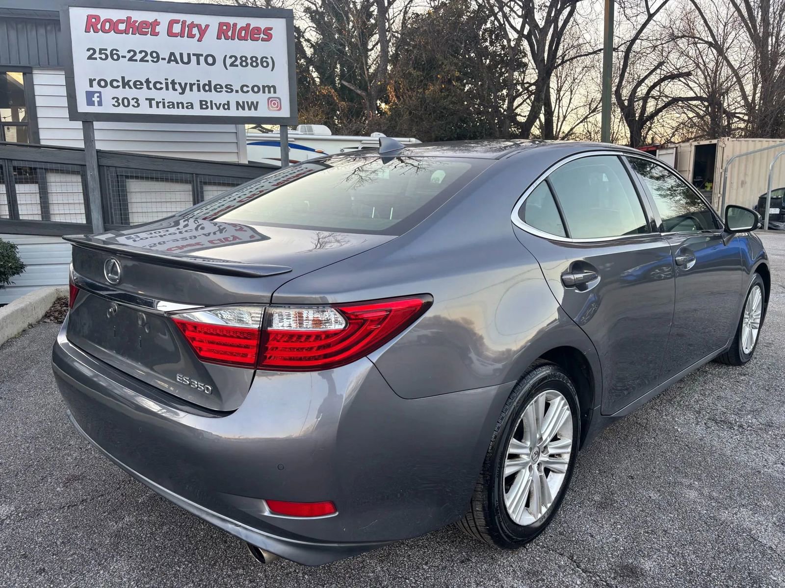 Used 2015 Lexus ES 350 w/ Premium Package image 3
