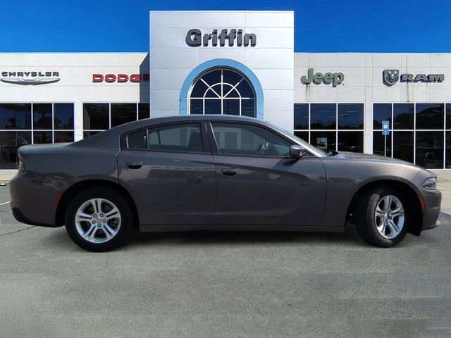 Used 2022 Dodge Charger SXT image 3