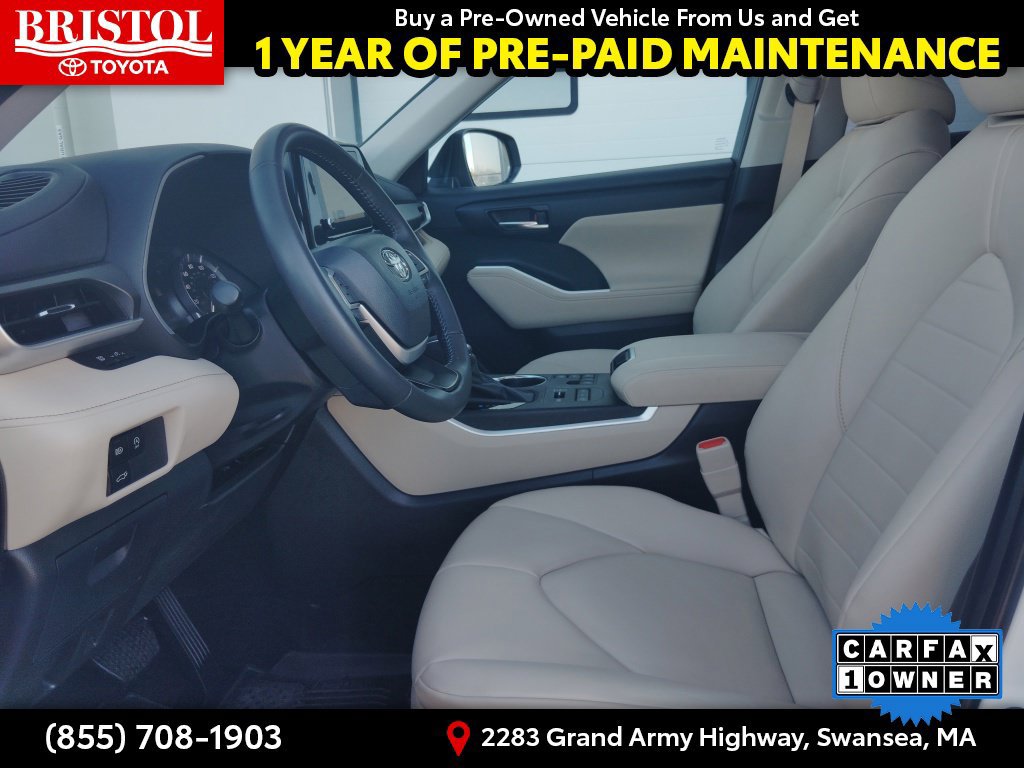 Used 2024 Toyota Highlander XLE AWD/4WD image 15