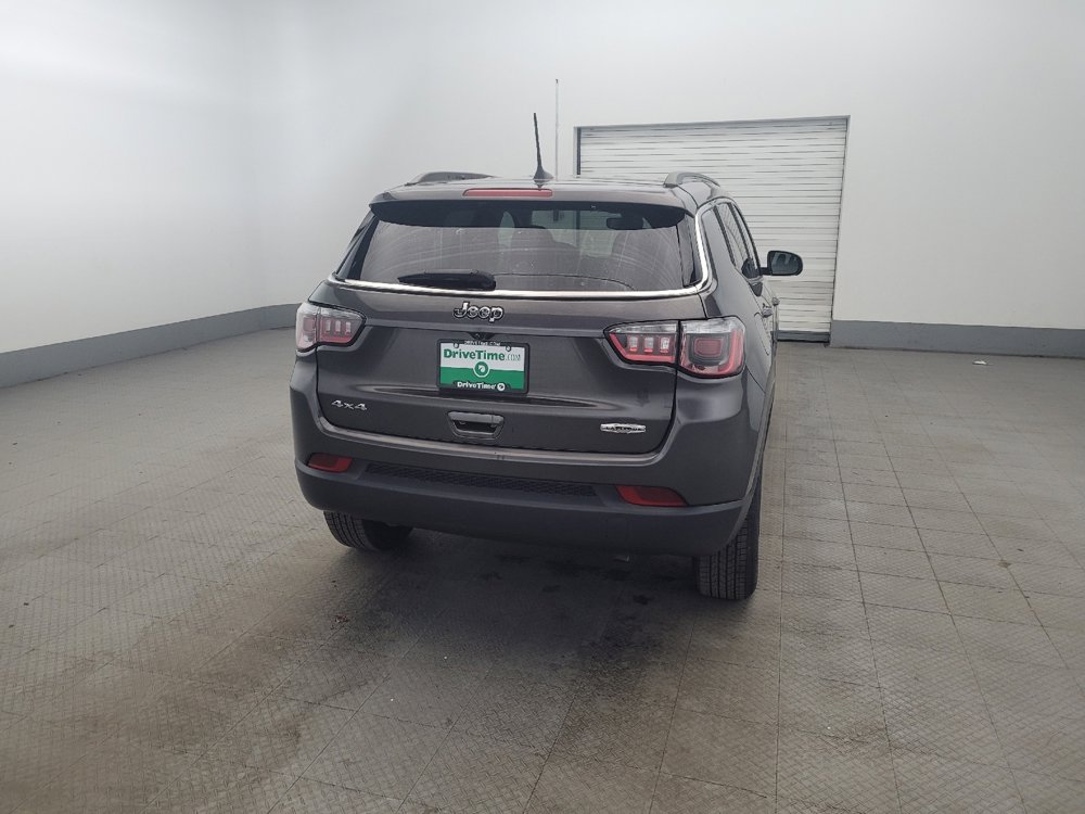 Used 2019 Jeep Compass Latitude w/ Cold Weather Group AWD/4WD image 7