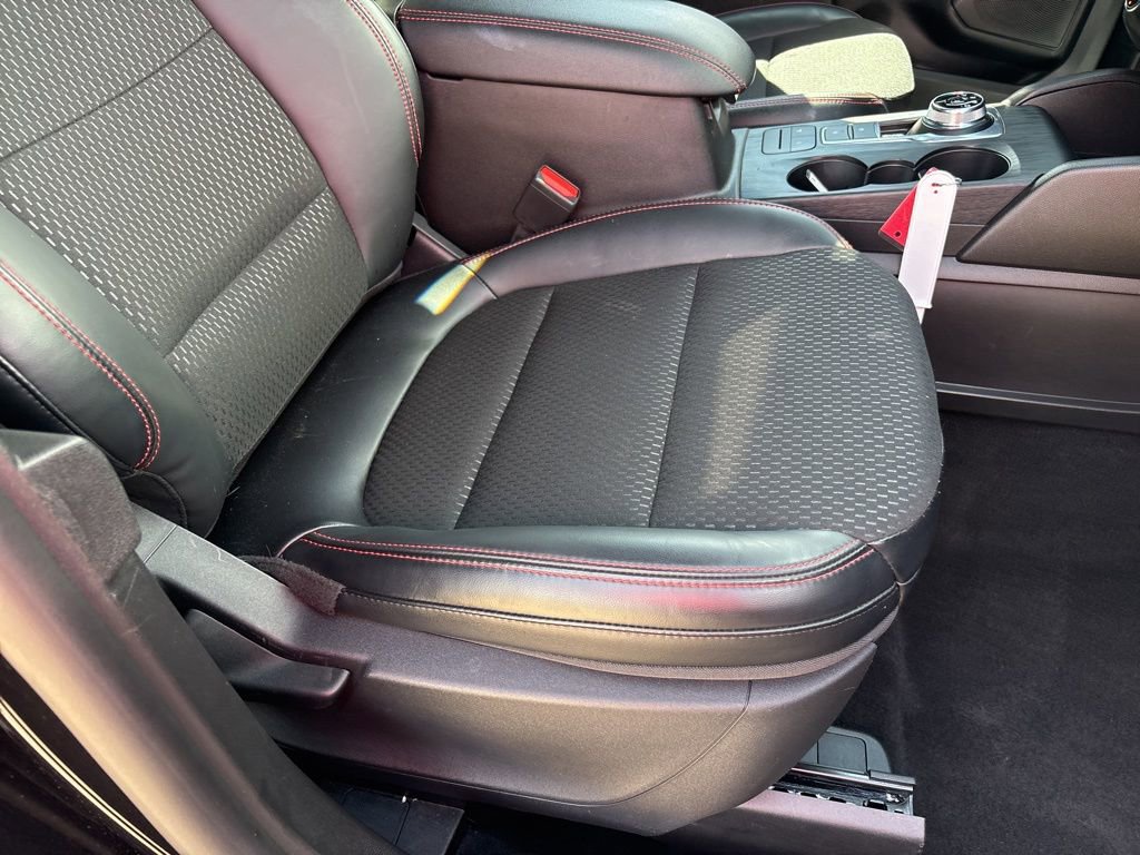 Used 2025 Ford Escape ST-Line Select image 27