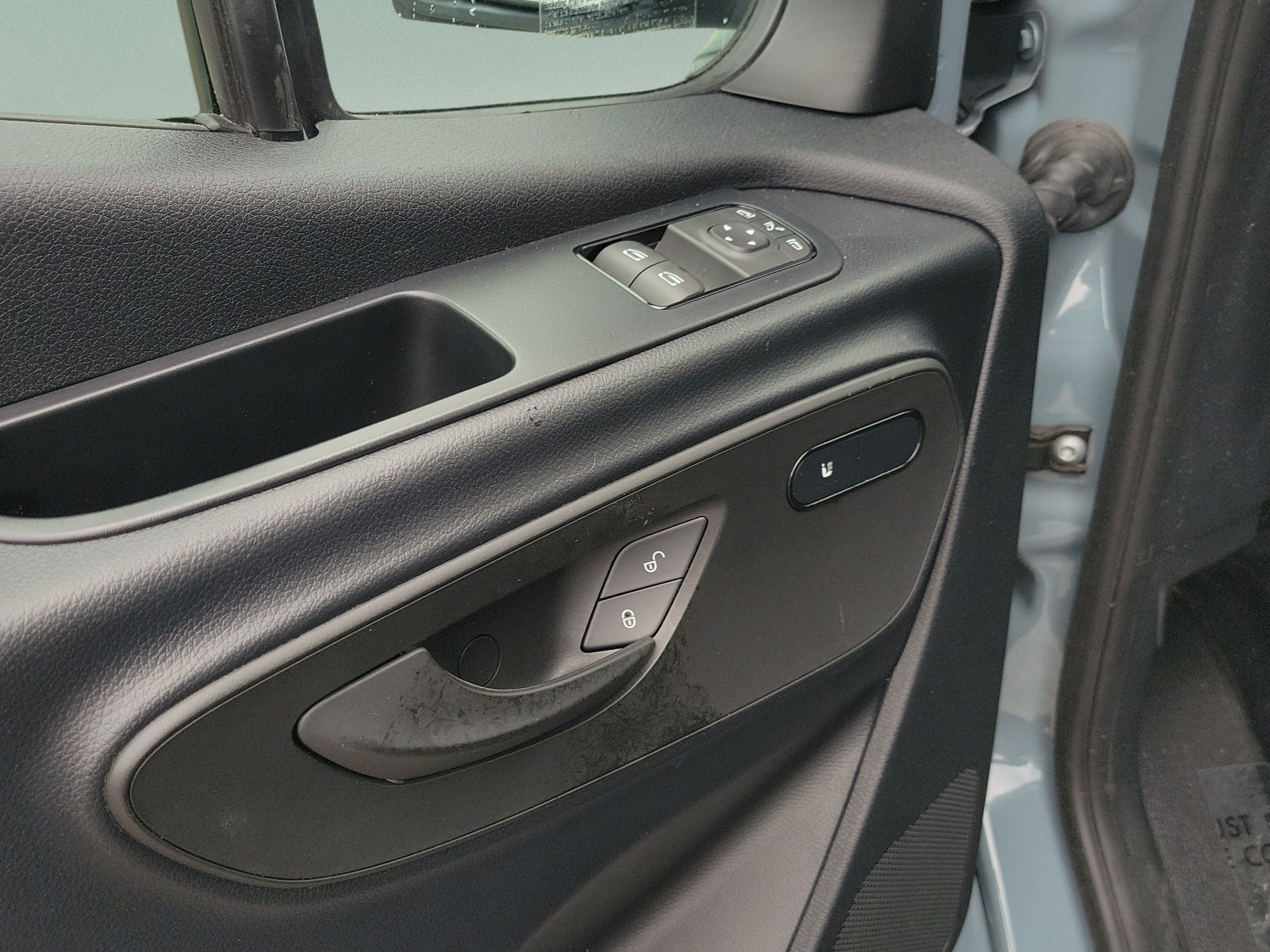 Used 2025 Mercedes-Benz Sprinter 2500 image 11