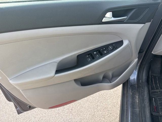 Used 2021 Hyundai Tucson SE w/ Cargo Package AWD/4WD image 14
