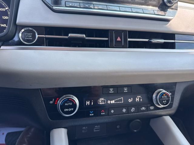 Used 2024 Mitsubishi Outlander SEL image 33