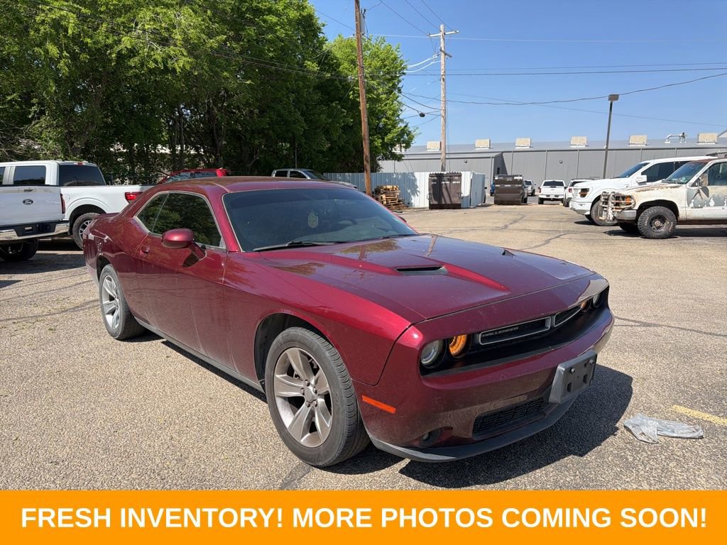 Used 2021 Dodge Challenger SXT w/ Driver Convenience Group image 1