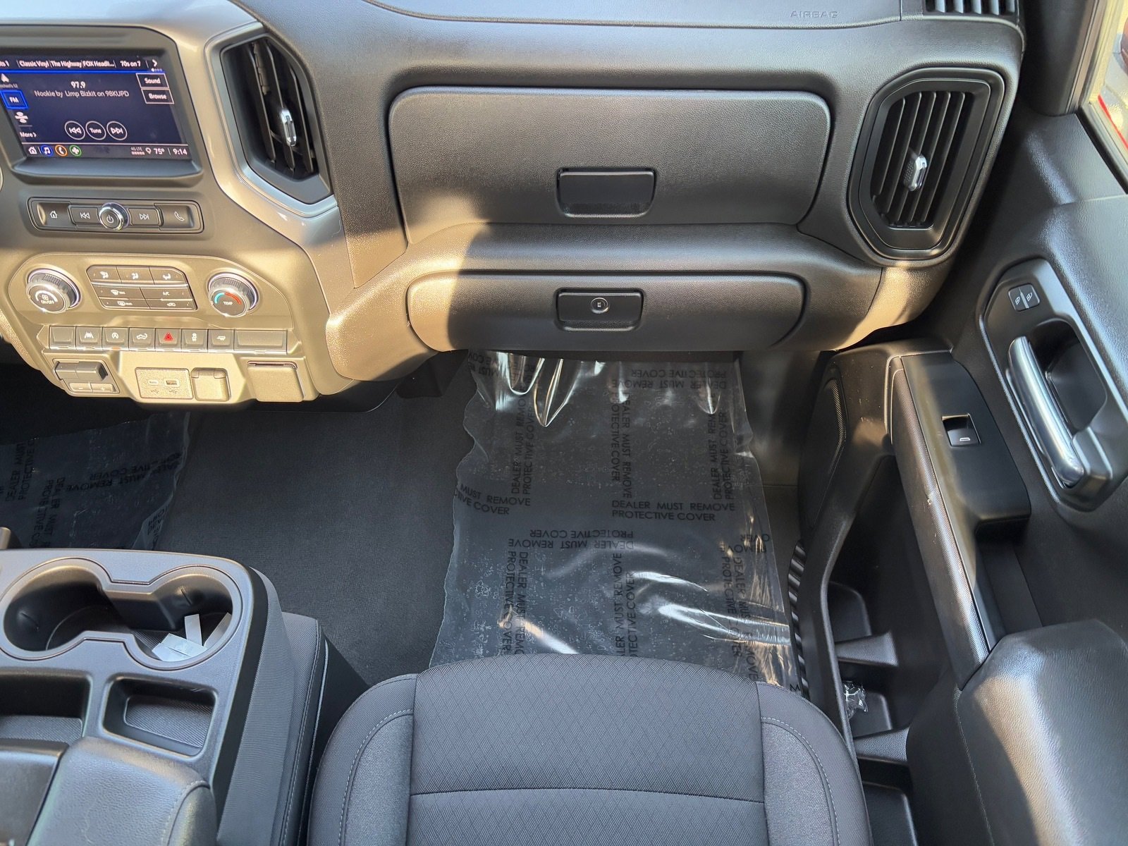 Used 2025 Chevrolet Silverado 1500 Custom image 17