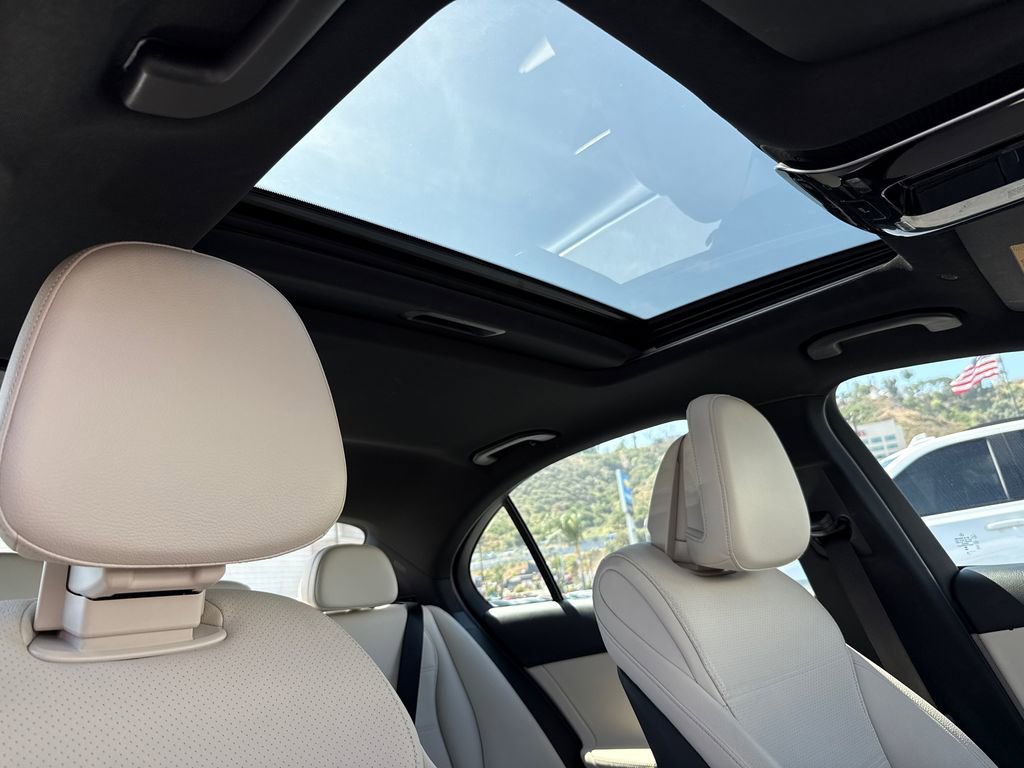 Used 2025 Mercedes-Benz C 300 Sedan image 14