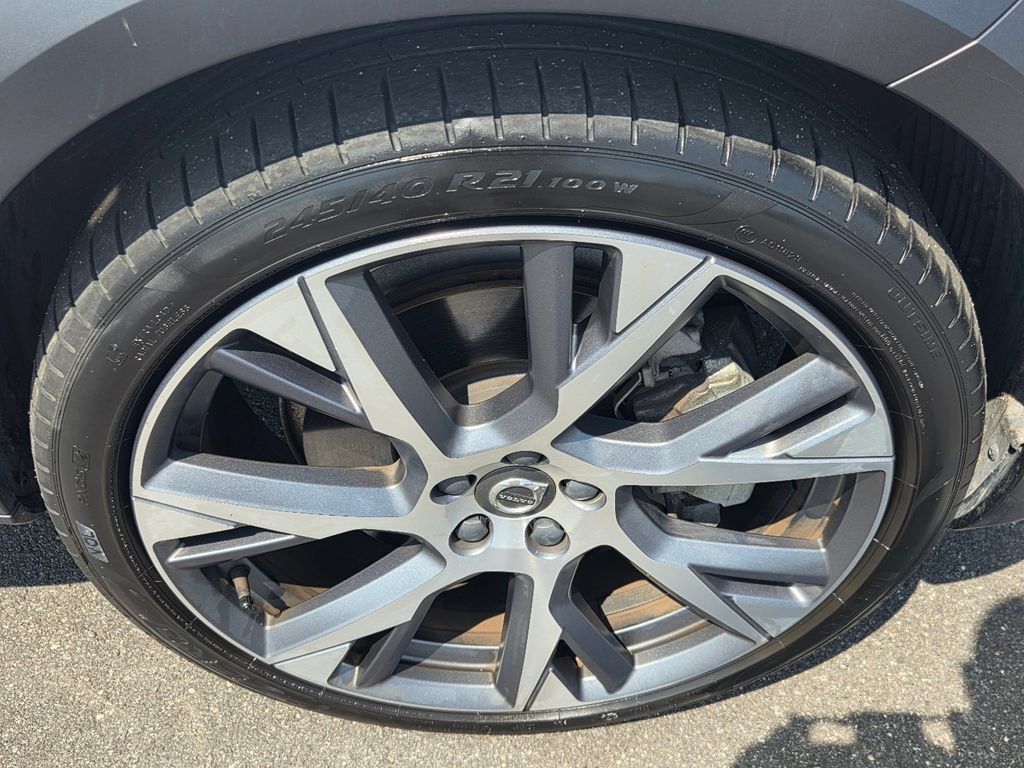 Used 2025 Volvo V90 B6 Cross Country Ultra w/ Protection Package Premier AWD/4WD image 8