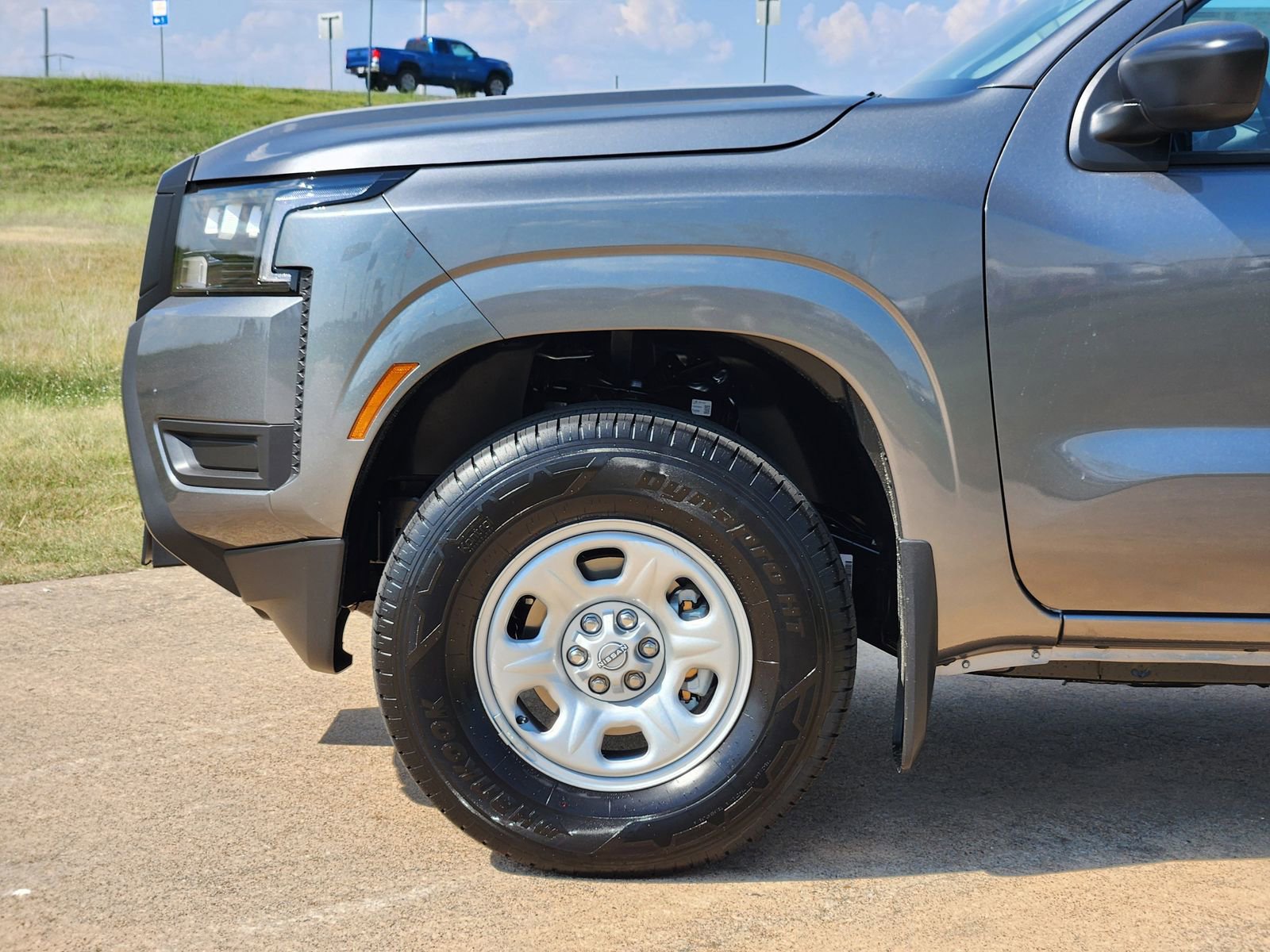 New 2026 Nissan Frontier S w/ Tow Package image 9