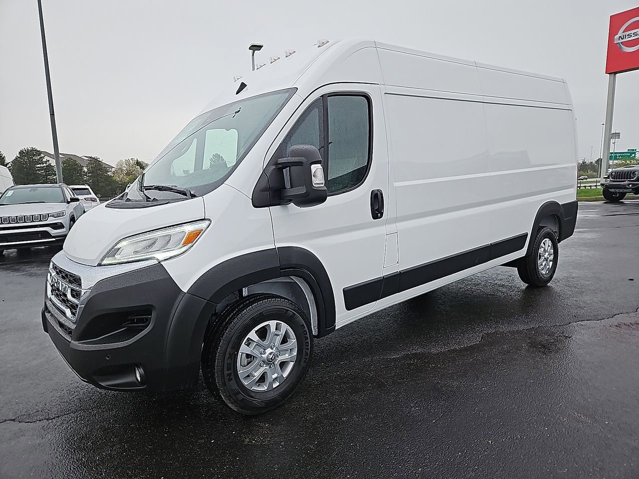 New 2025 RAM ProMaster 2500 w/ Quick Order Package 22G SLT