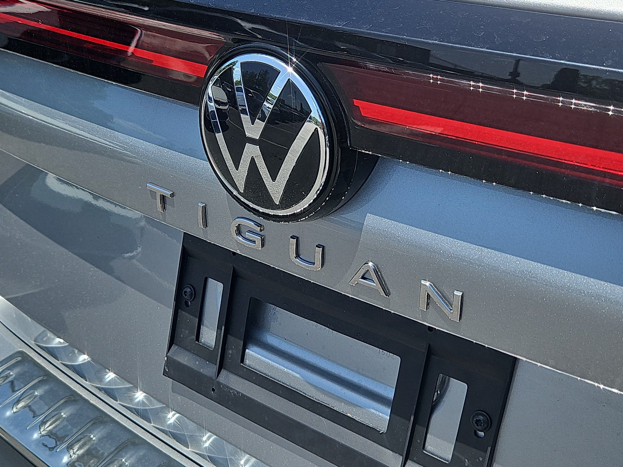 New 2026 Volkswagen Tiguan S AWD/4WD image 4