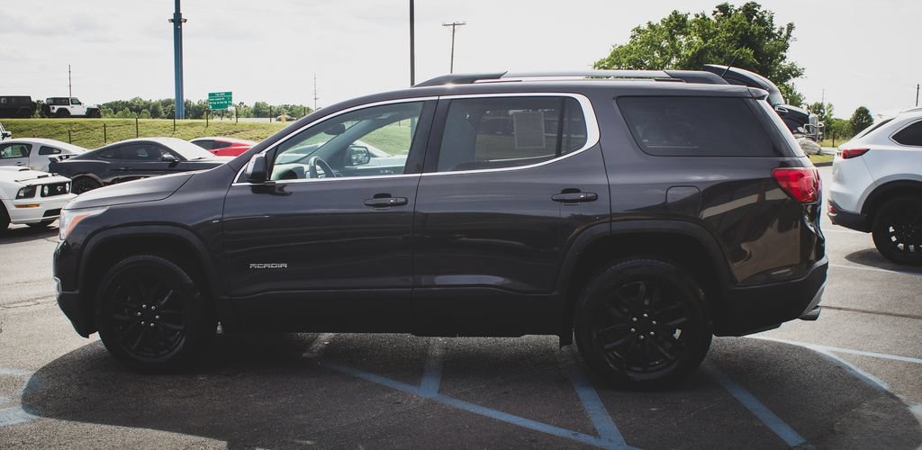 Used 2018 GMC Acadia SLT FWD image 19