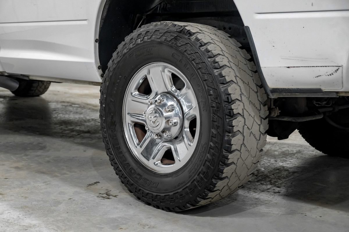 Used 2014 RAM 2500 Tradesman w/ Chrome Appearance Group image 61