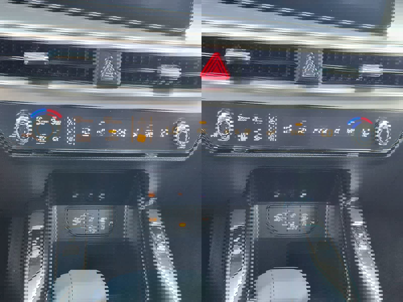 New 2026 Kia Sorento S AWD/4WD image 17