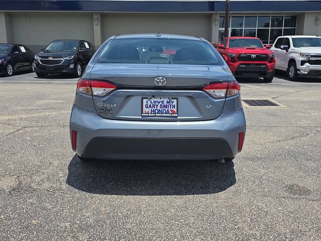Used 2024 Toyota Corolla LE FWD image 5