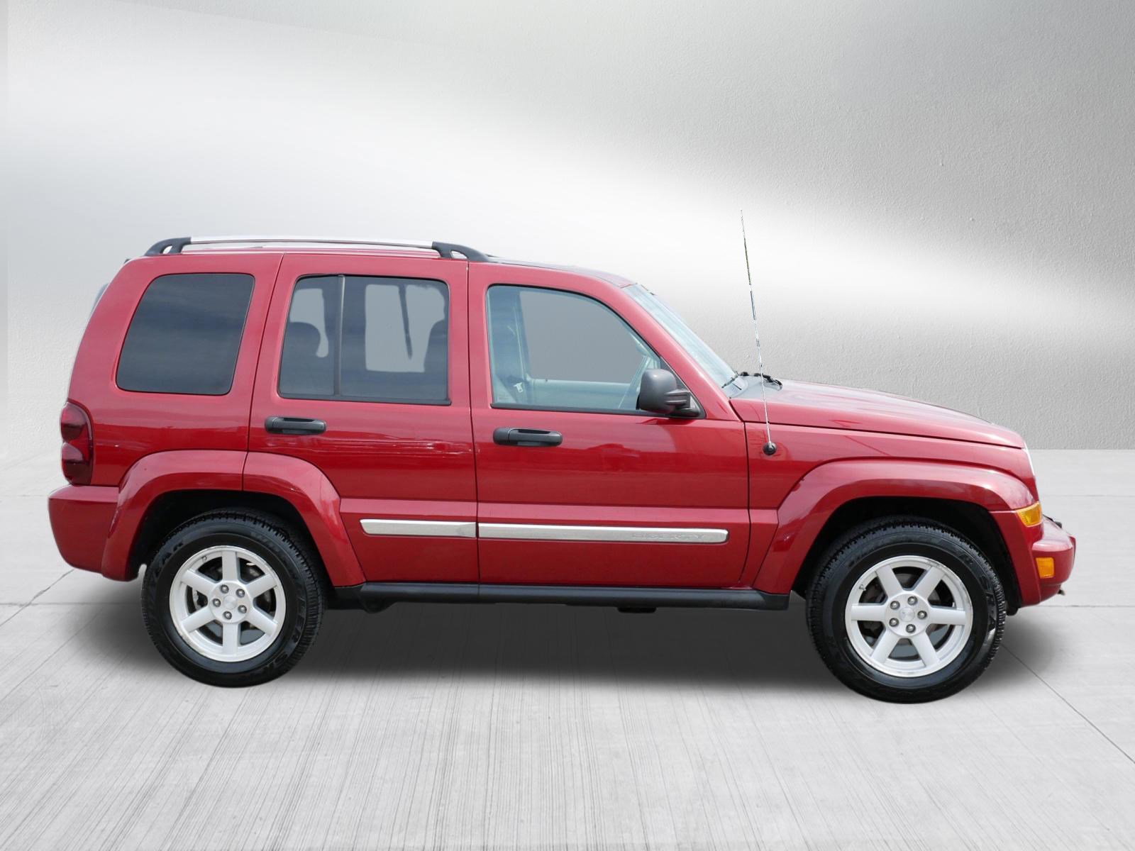 Used 2006 Jeep Liberty Limited image 8