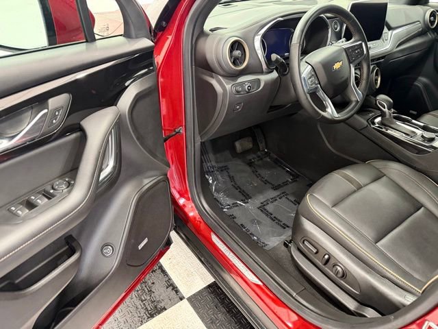 Used 2023 Chevrolet Blazer Premier w/ Driver Confidence II Package AWD/4WD image 34