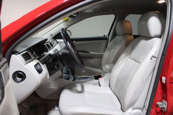 Used 2008 Chevrolet Impala SS w/ Convenience Package image 13