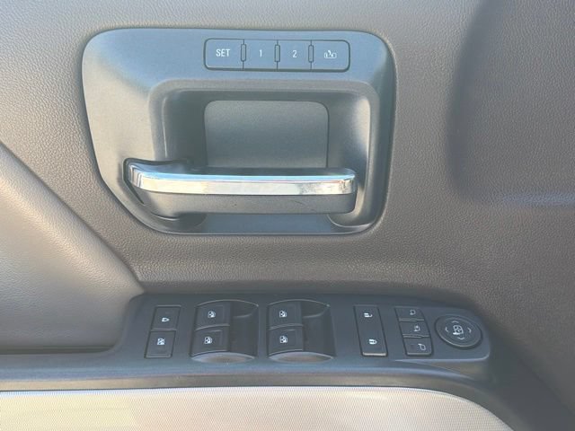 Used 2016 Chevrolet Silverado 1500 LTZ Z71 w/ LTZ Plus Package AWD/4WD image 22