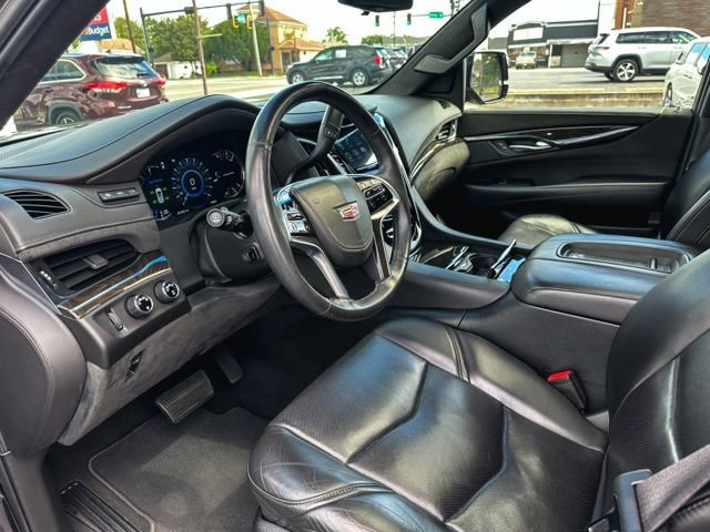Used 2017 Cadillac Escalade Platinum AWD/4WD image 13