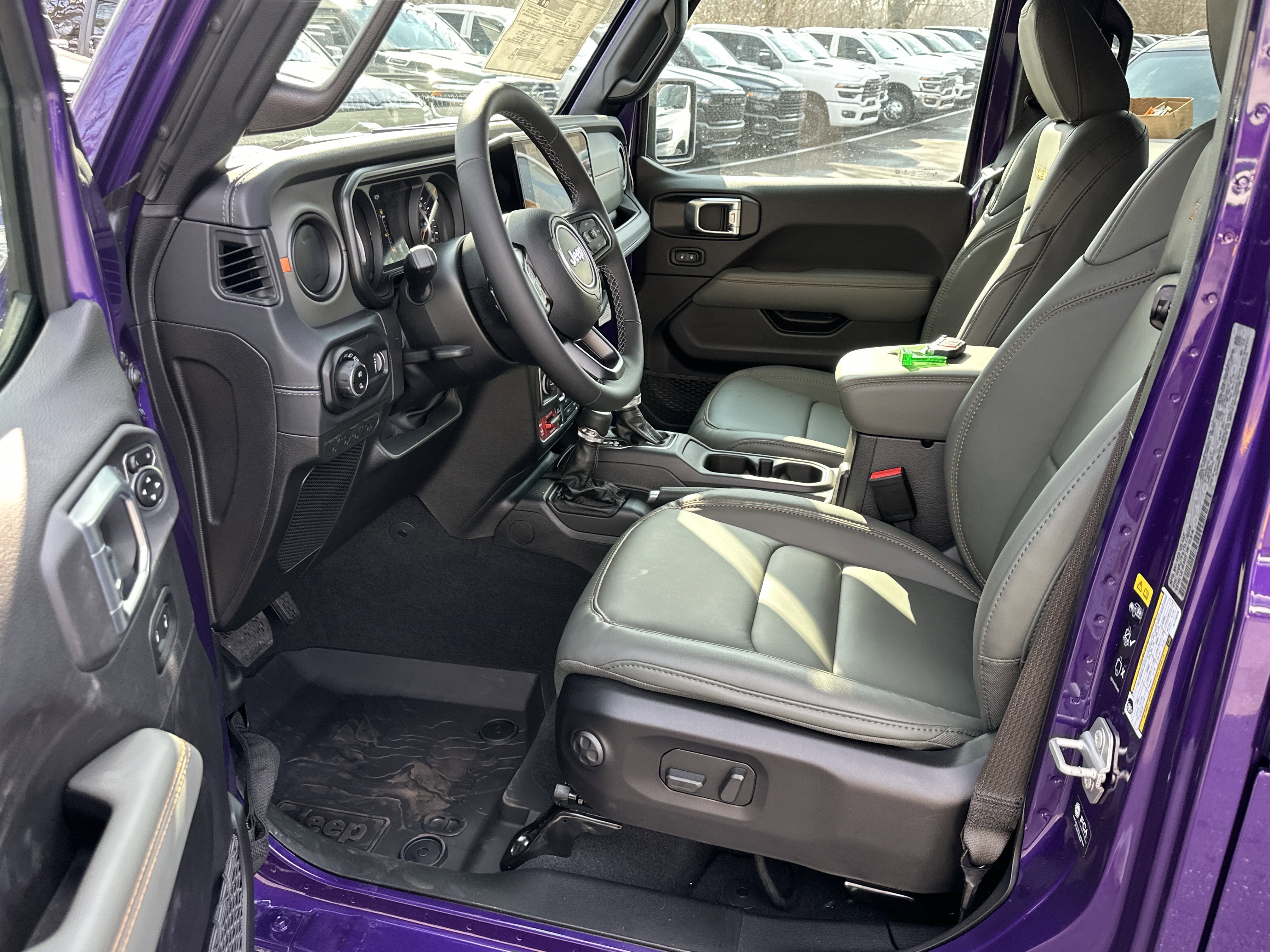 New 2026 Jeep Gladiator Mojave image 25