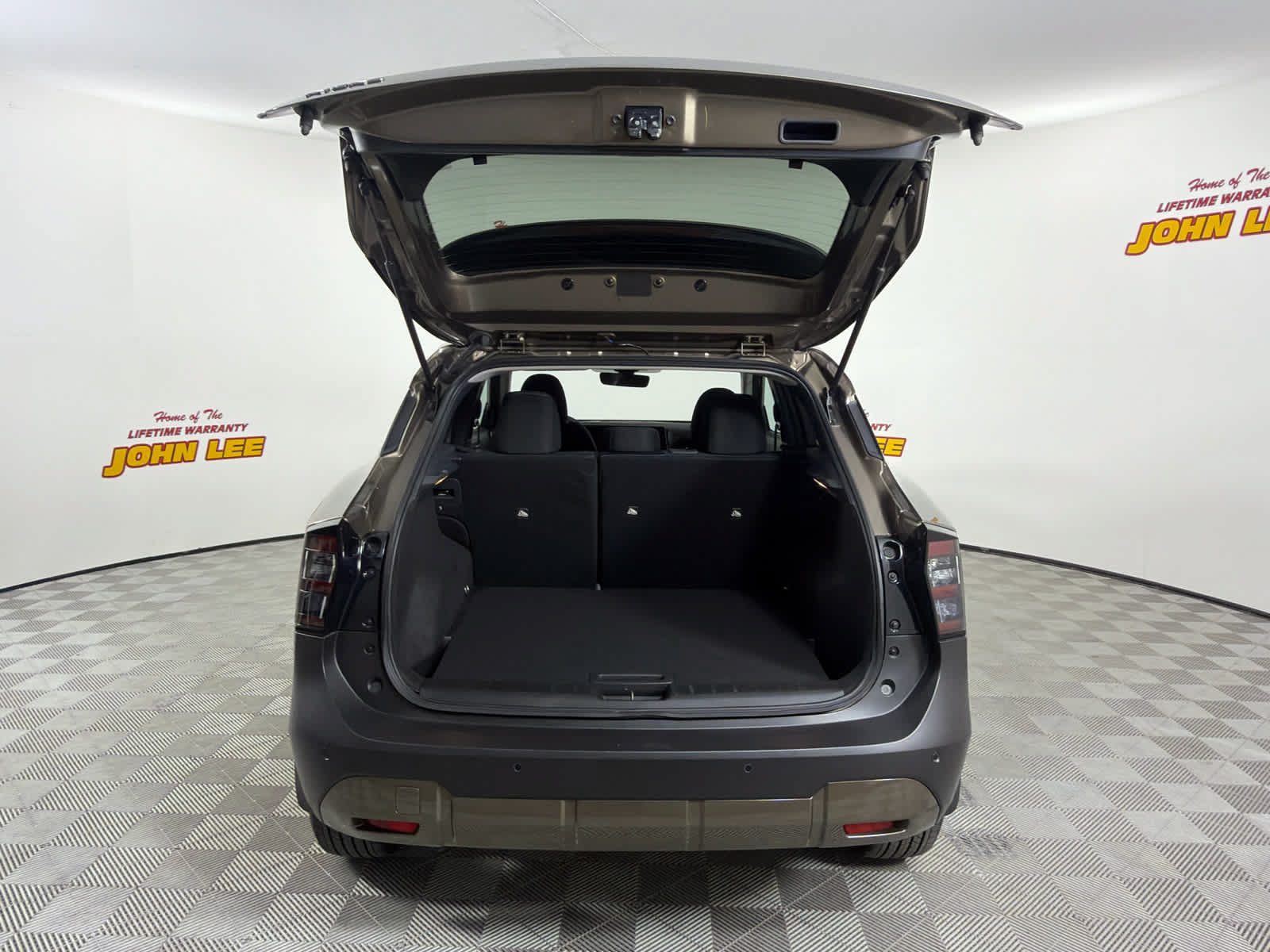 Certified 2026 Nissan Kicks SV w/ Interior Electronics Package FWD image 5