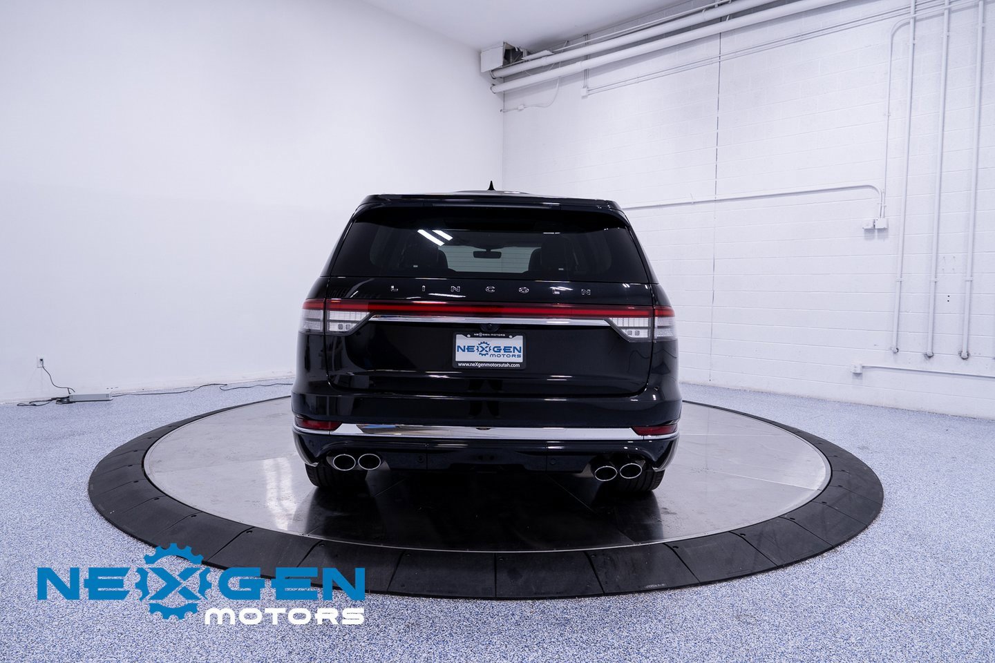 Used 2022 Lincoln Aviator Black Label w/ Dynamic Handling Package image 36