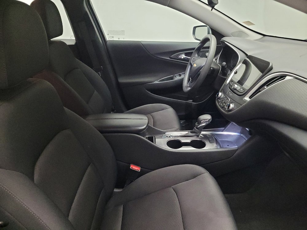 Used 2022 Chevrolet Malibu LT FWD image 21