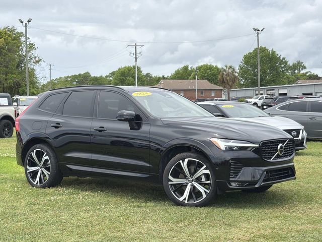 Used 2024 Volvo XC60 B5 Ultimate w/ Protection Package Premier image 3