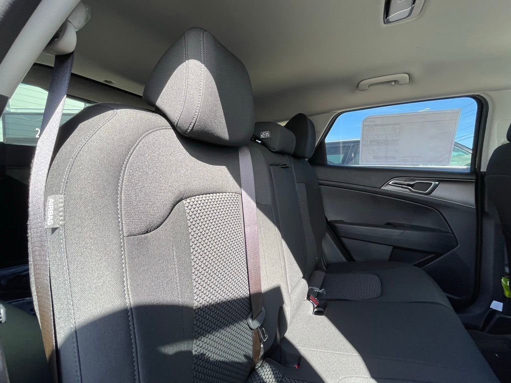 New 2026 Kia Sportage LX image 25