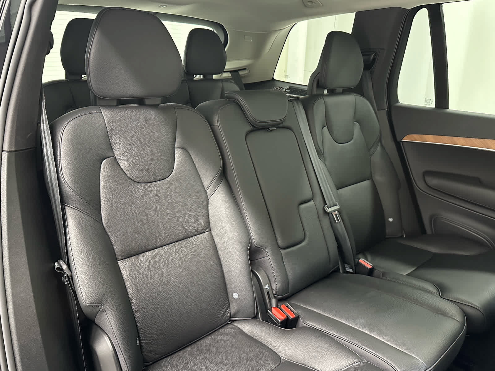 Used 2023 Volvo XC90 B6 Core w/ Protection Package Premier AWD/4WD image 23