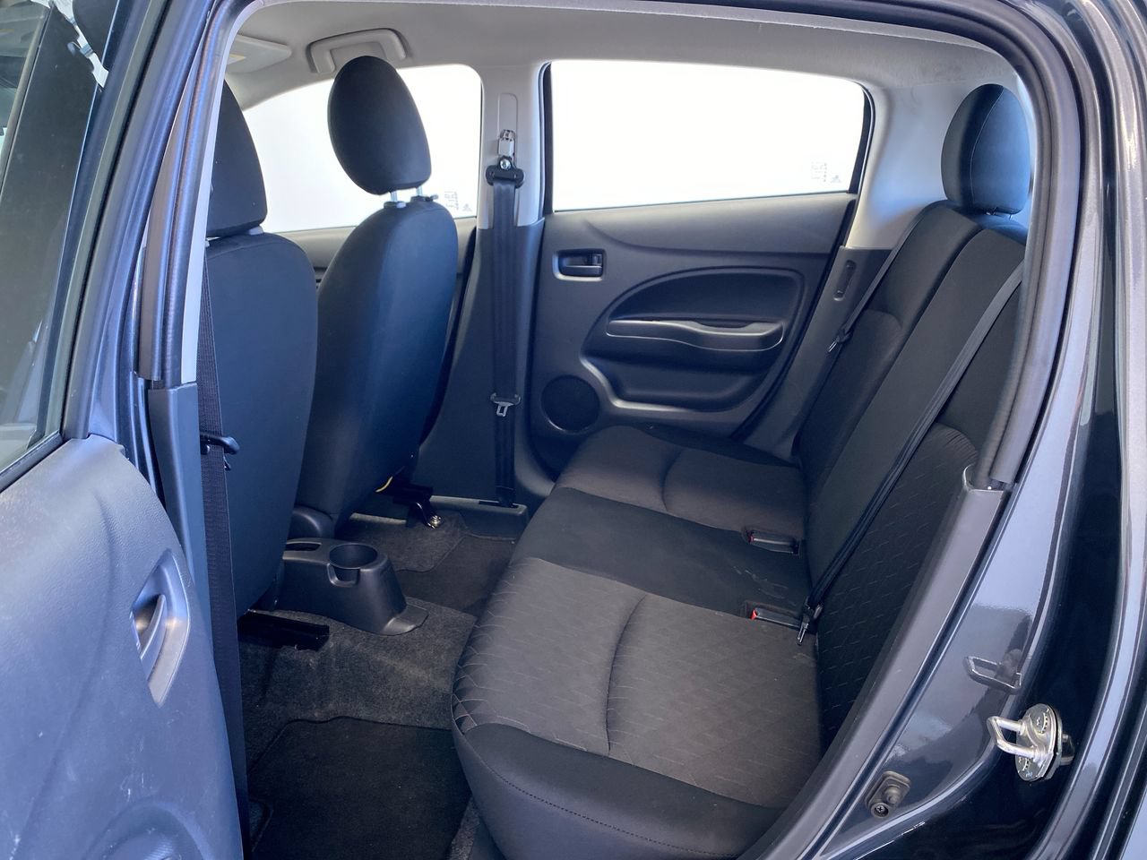 Used 2024 Mitsubishi Mirage ES FWD image 32