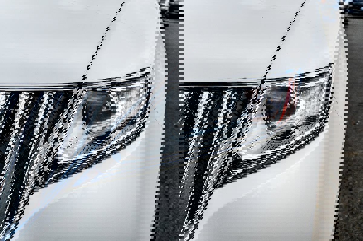 Used 2012 Lincoln MKX AWD image 7