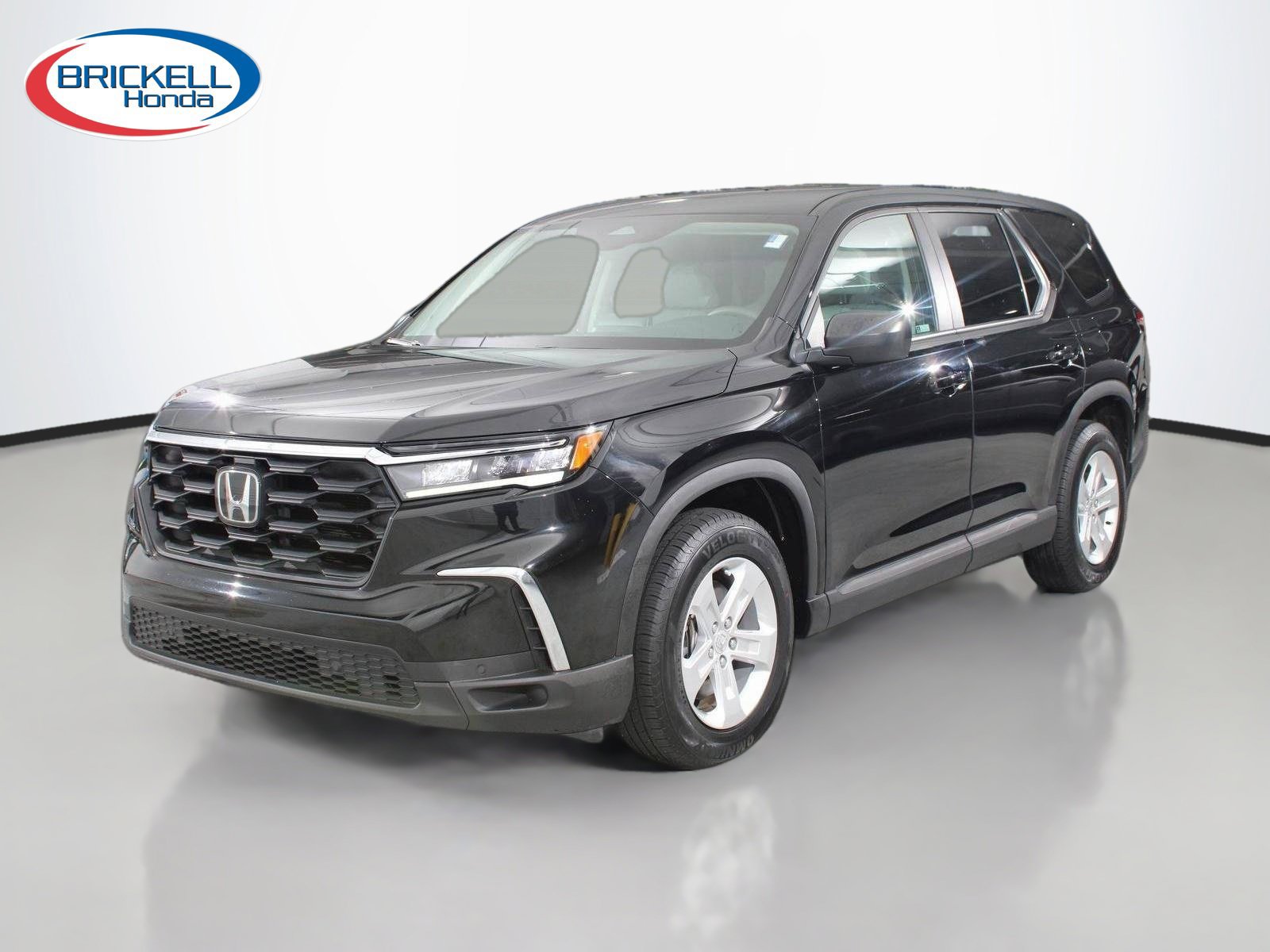 Certified 2023 Honda Pilot LX image 2
