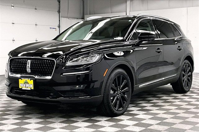 Used 2023 Lincoln Nautilus Reserve w/ Monochromatic Package image 11