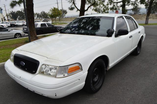 Used 1999 Ford Crown Victoria Police Interceptor RWD image 1
