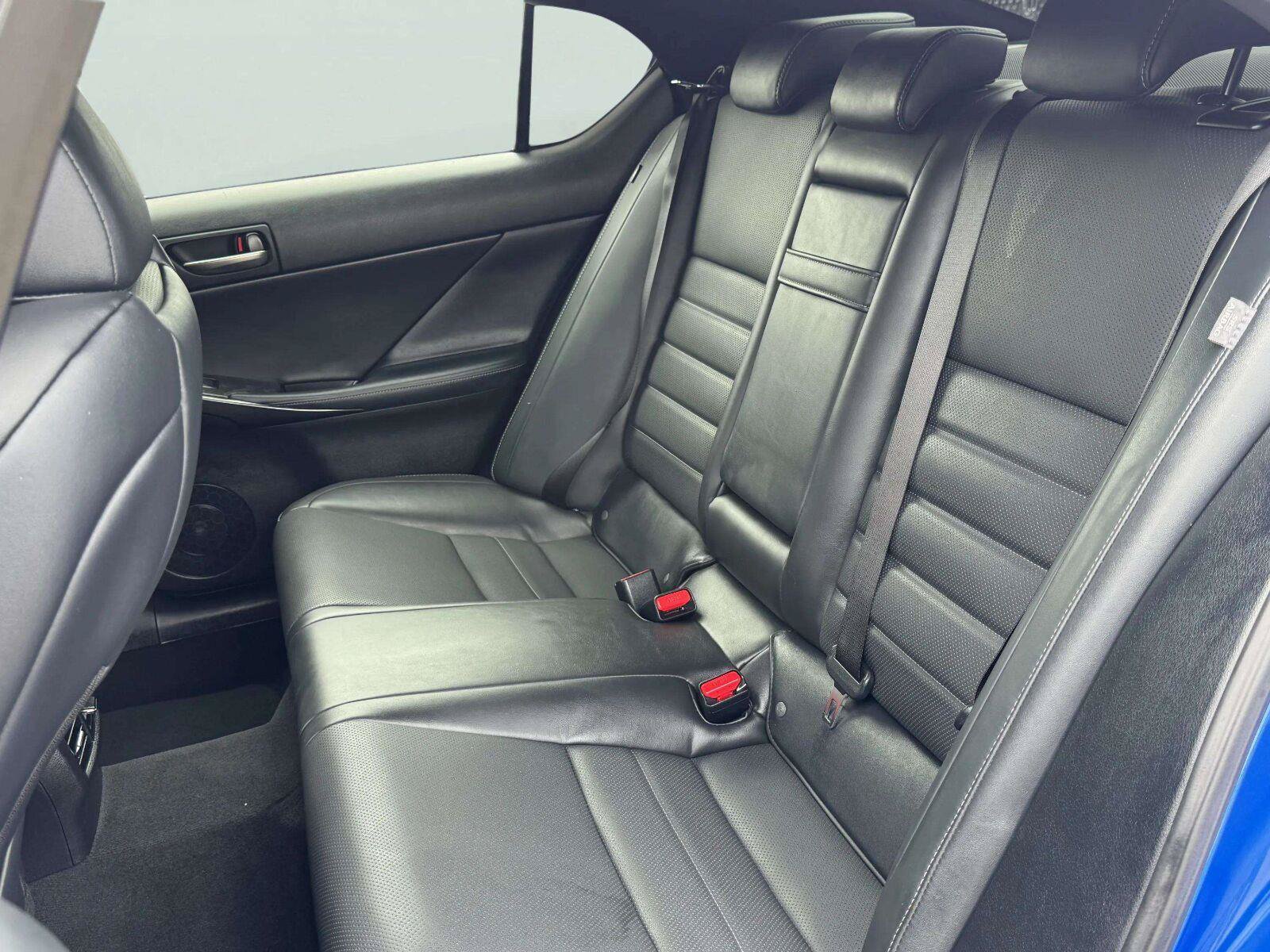 Used 2021 Lexus IS 350 F Sport w/ Dynamic Handling Package RWD image 37