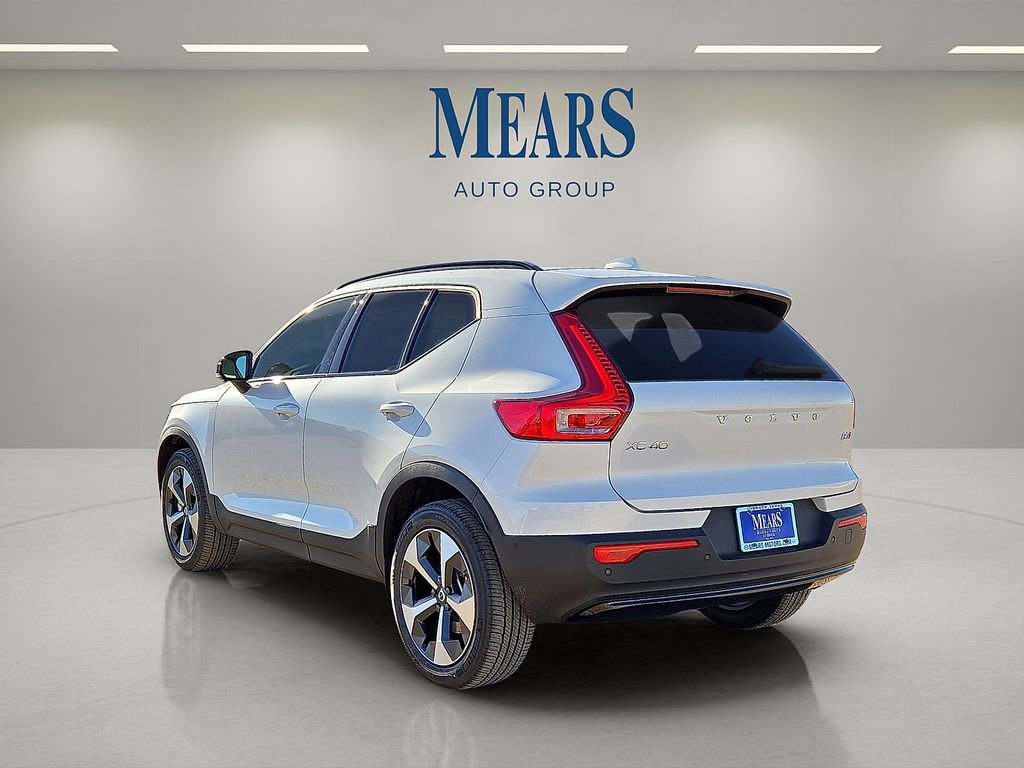 New 2026 Volvo XC40 B5 Plus w/ Protection Package Premier AWD/4WD image 3