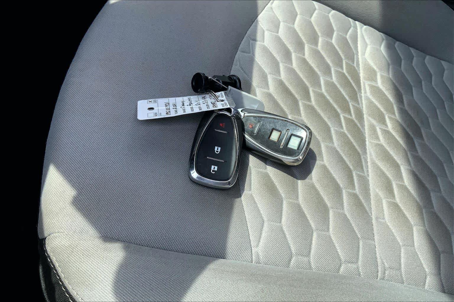 Used 2021 Chevrolet Equinox LS w/ LS Convenience Package FWD image 14