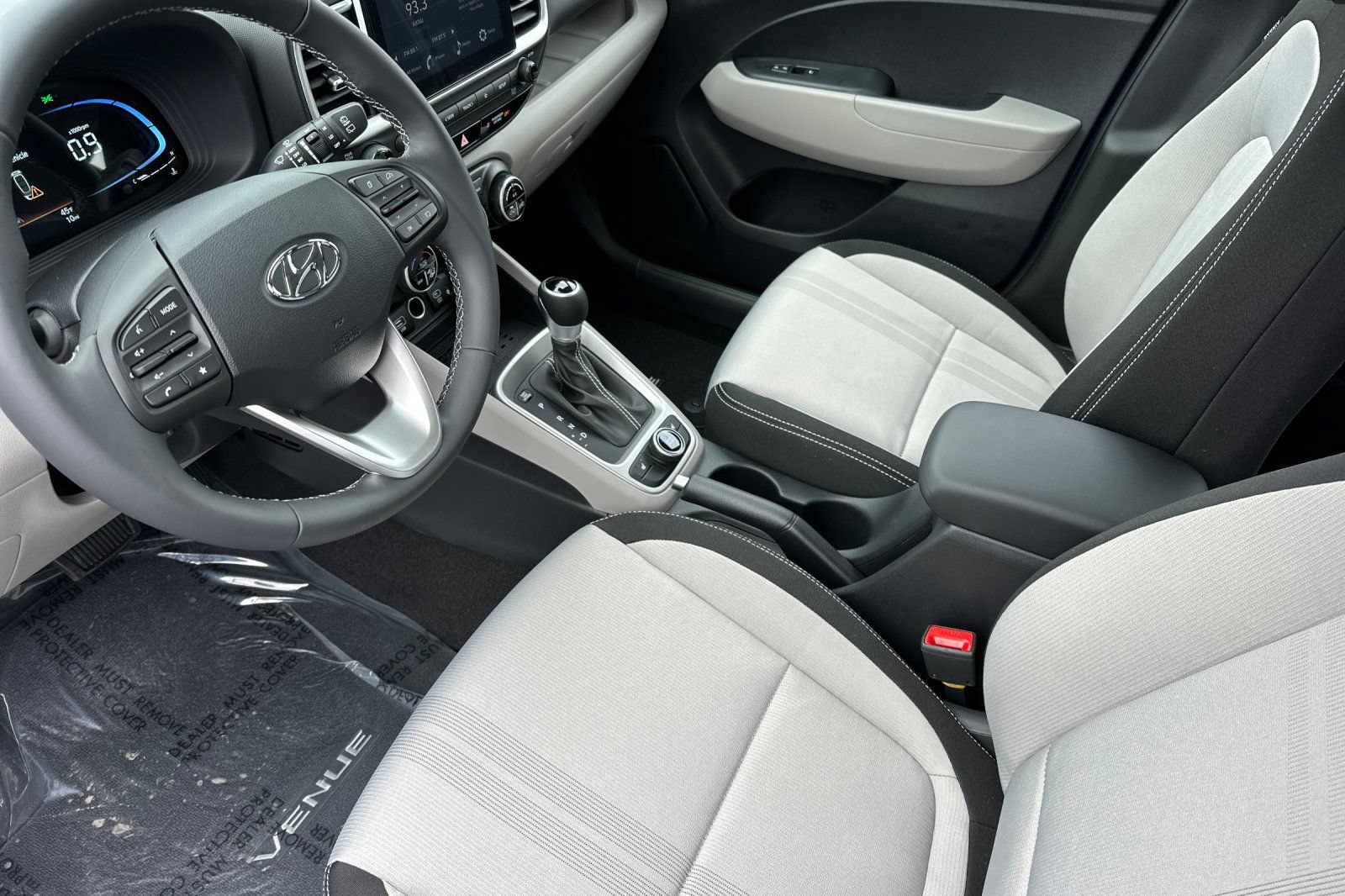 New 2026 Hyundai Venue SEL FWD image 9