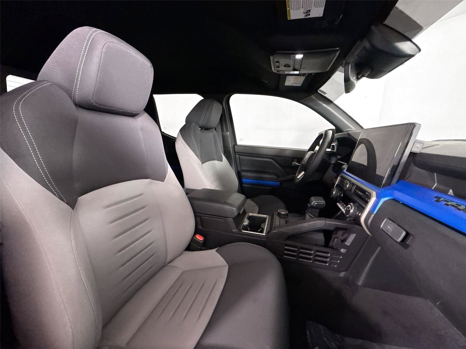 Used 2024 Toyota Tacoma TRD Sport image 41