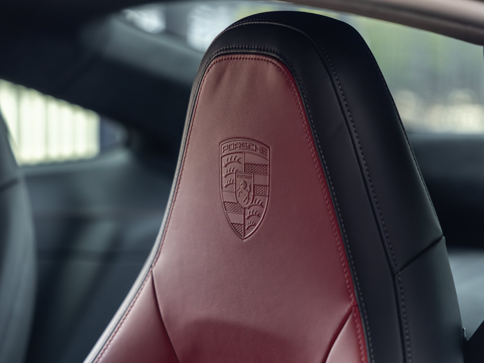 Used 2025 Porsche 911 Carrera RWD image 32