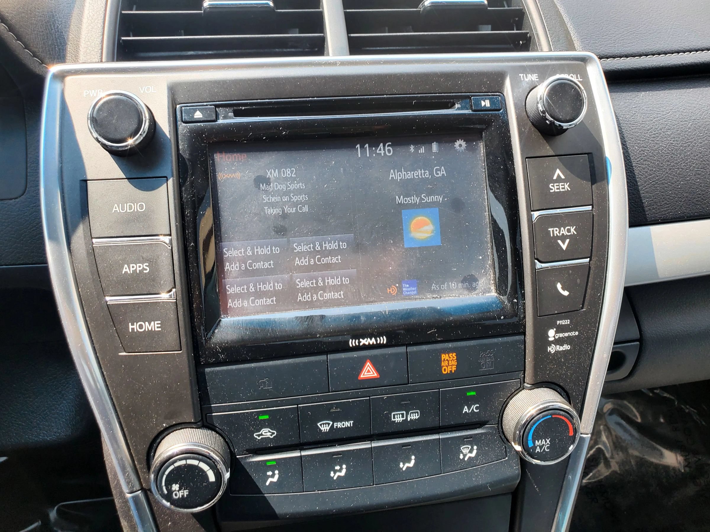 Used 2017 Toyota Camry SE FWD image 39