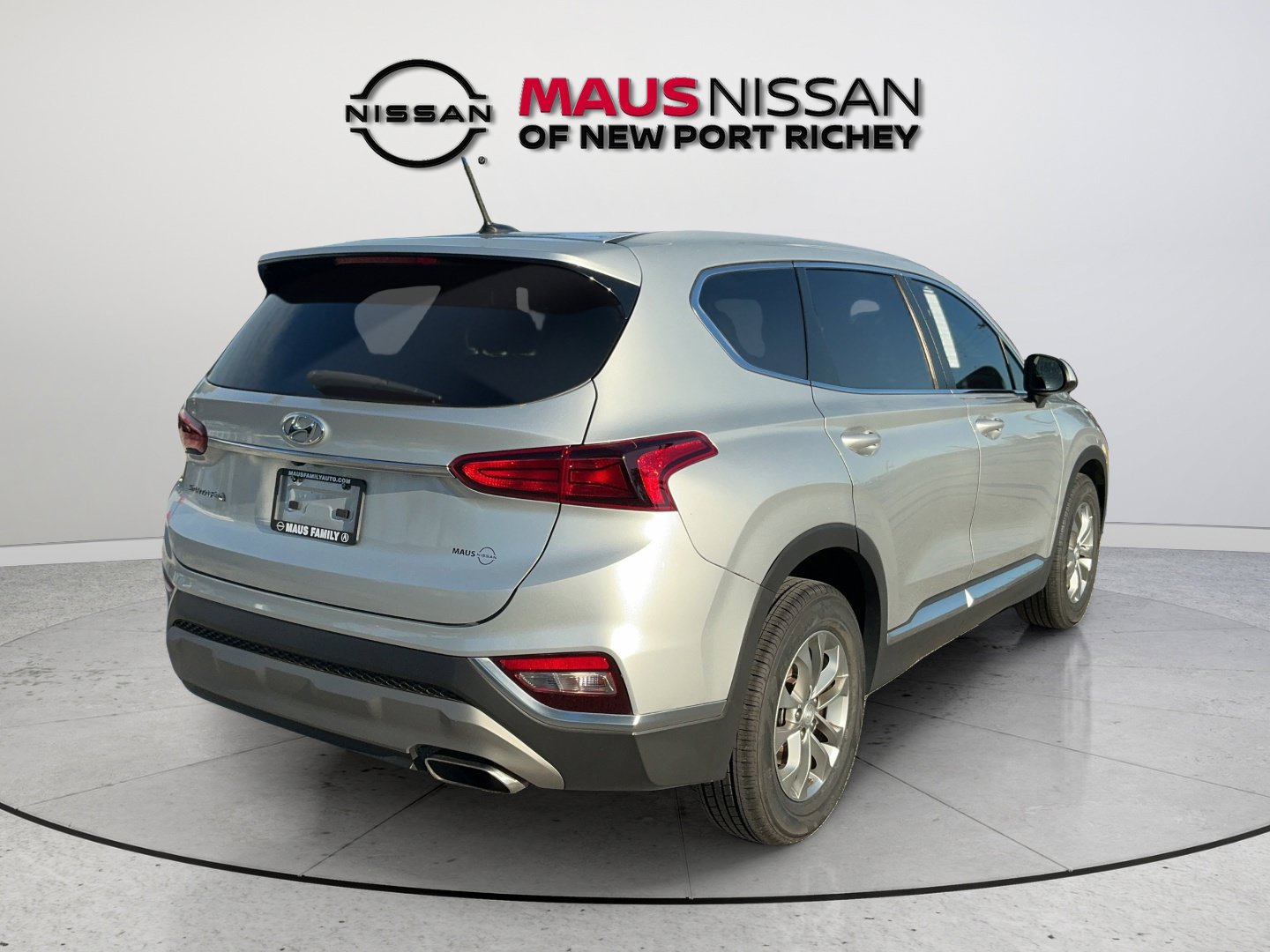 Used 2019 Hyundai Santa Fe SE FWD image 10