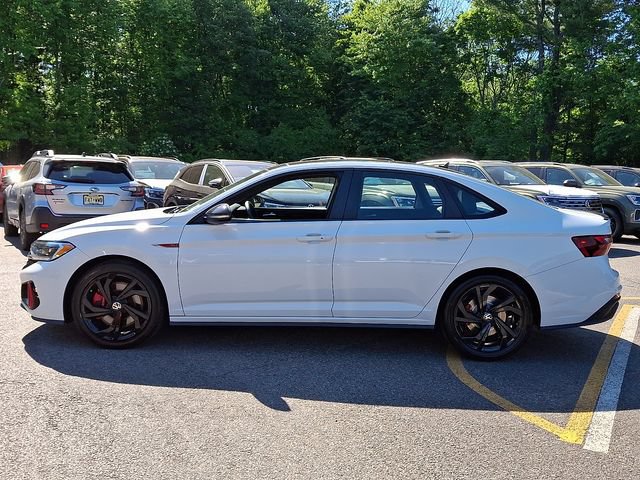 Certified 2024 Volkswagen Jetta GLI Autobahn FWD image 6