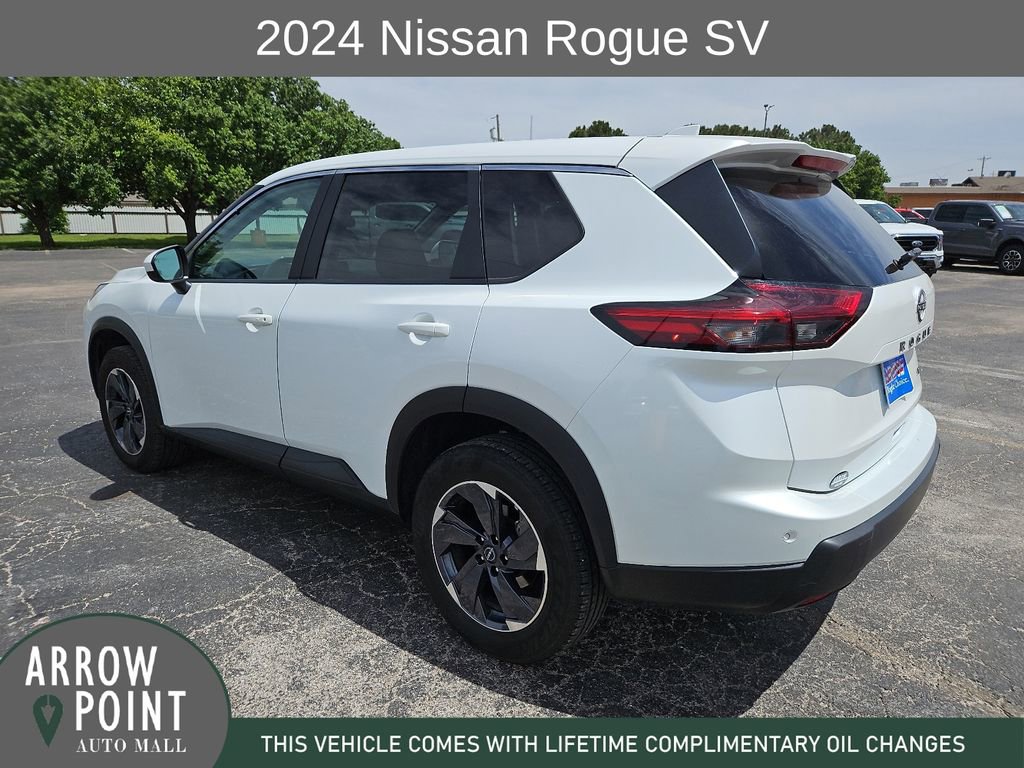 Used 2024 Nissan Rogue SV FWD image 8