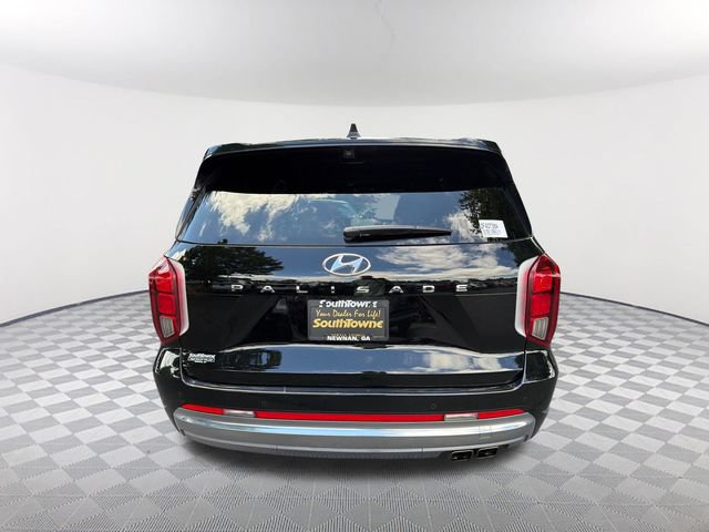 Used 2023 Hyundai Palisade Calligraphy w/ Cargo Package FWD image 6