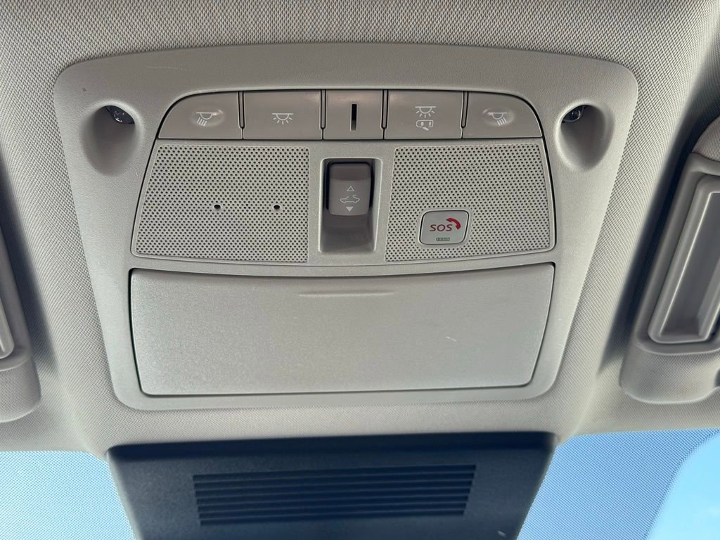 Used 2024 Nissan Armada SL image 39