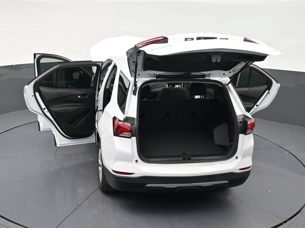 Used 2023 Chevrolet Equinox LT FWD image 32